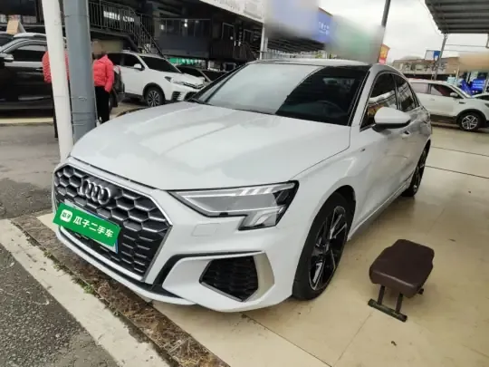 Audi A3 2021 (82300 км)