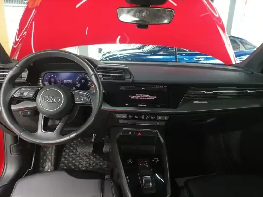 Audi A3 2021 (36800 км)