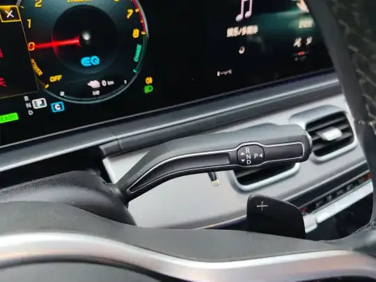 Mercedes-Benz GLE New Energy 2021 (58100 км)