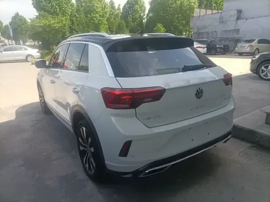 Volkswagen T-ROC 2021 (44900 км)