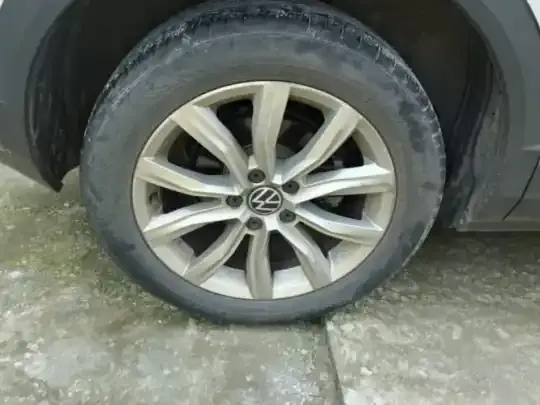 Volkswagen T-ROC 2021 (114100 км)