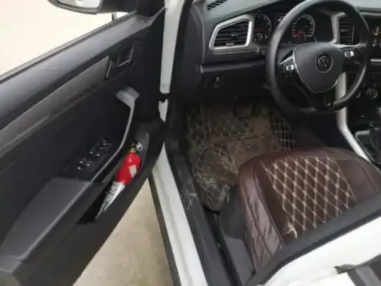 Volkswagen T-ROC 2021 (114100 км)