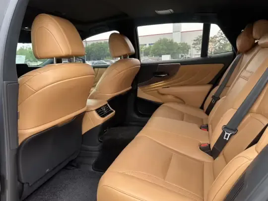 Lexus LS 2021 (88200 км)