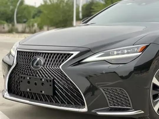 Lexus LS 2021 (88200 км)