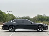 Lexus LS 2021 (88200 км)