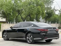 Lexus LS 2021 (88200 км)