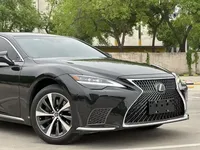 Lexus LS 2021 (88200 км)
