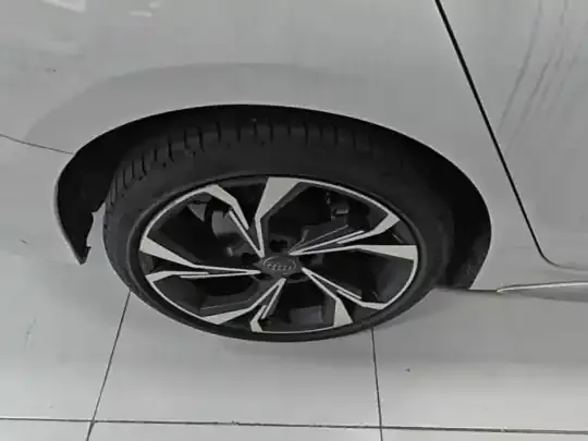 Audi A3 2021 (46900 км)