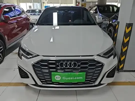 Audi A3 2021 (46900 км)