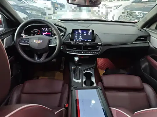 Cadillac CT4 2021 (30400 км)