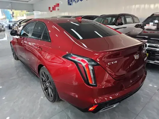 Cadillac CT4 2021 (30400 км)