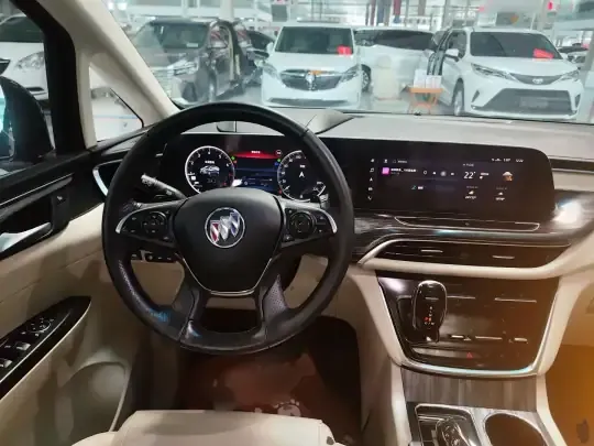 Buick GL8 2021 (92600 км)