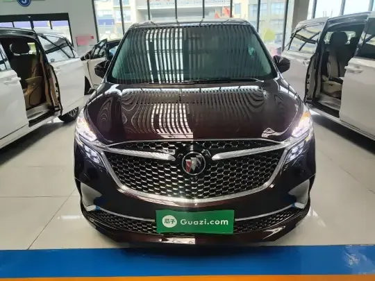 Buick GL8 2021 (92600 км)