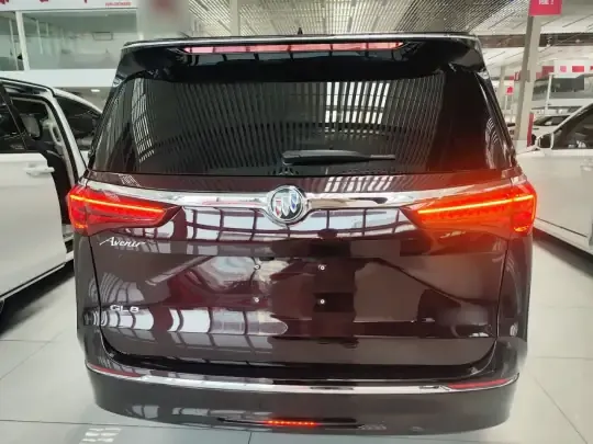 Buick GL8 2021 (92600 км)