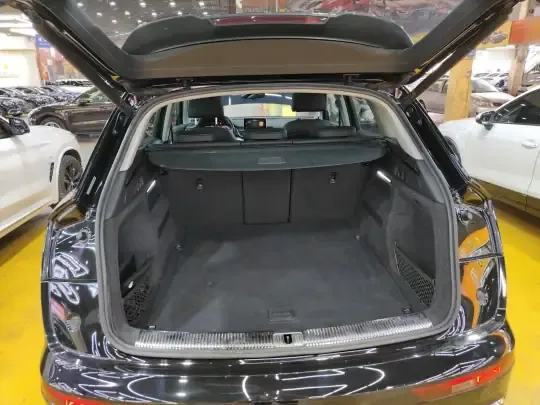 Audi Q5L 2020 (149600 км)