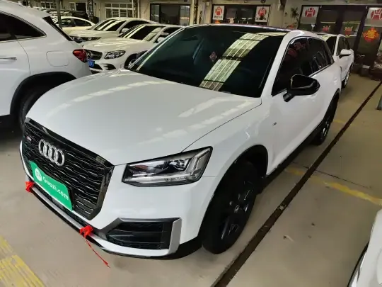 Audi Q2L 2021 (72300 км)