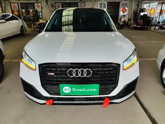 Audi Q2L 2021 (72300 км)