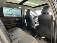 Toyota Highlander 2021 (35700 км)