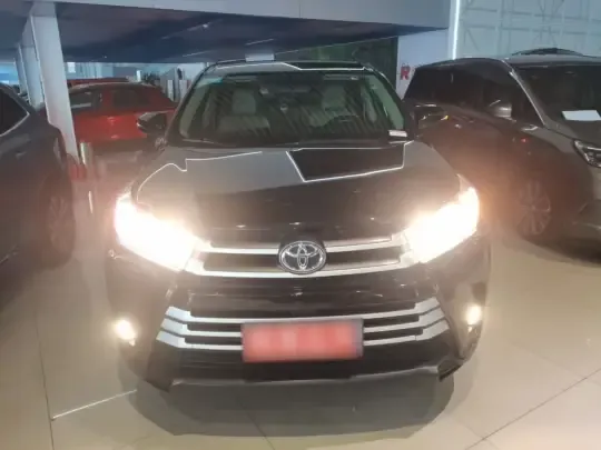 Toyota Highlander 2021 (78200 км)