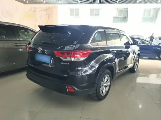 Toyota Highlander 2021 (78200 км)