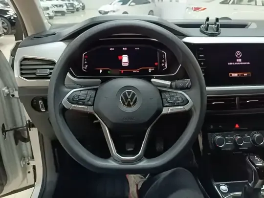 Volkswagen Tacqua 2021 (85700 км)