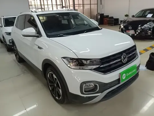 Volkswagen Tacqua 2021 (85700 км)