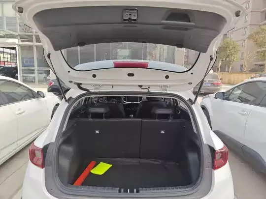 Kia kx1 Stonic 2021 (10200 км)