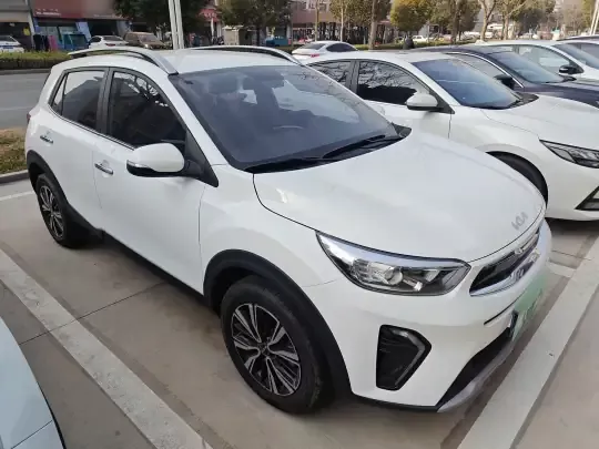 Kia kx1 Stonic 2021 (10200 км)