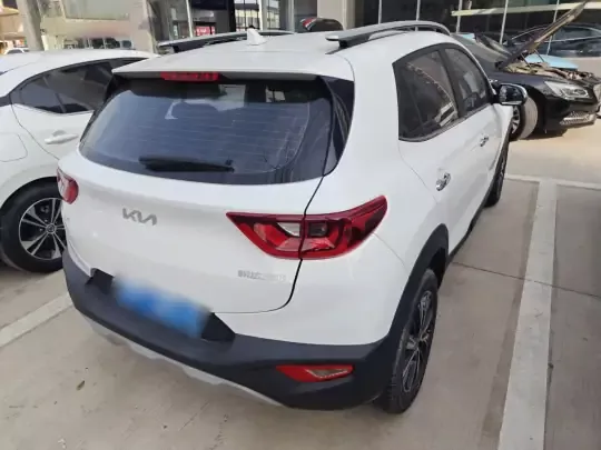Kia kx1 Stonic 2021 (10200 км)