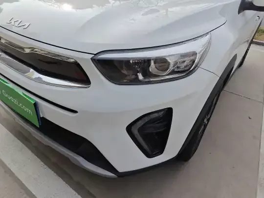 Kia kx1 Stonic 2021 (10200 км)