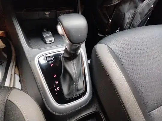 Kia kx1 Stonic 2021 (38500 км)