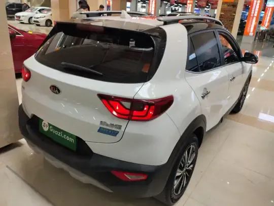 Kia kx1 Stonic 2021 (38500 км)