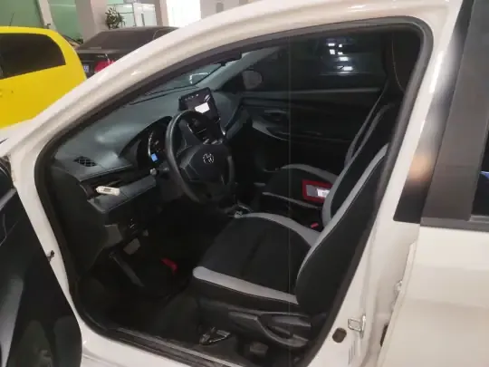 Toyota YARiS L Zhi Xuan 2021 (47600 км)