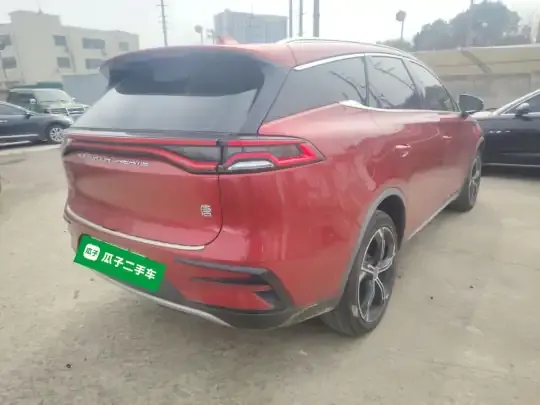 BYD Tang New Energy 2021 (57400 км)