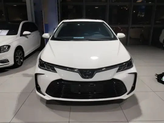 Toyota Corolla 2021 (64900 км)
