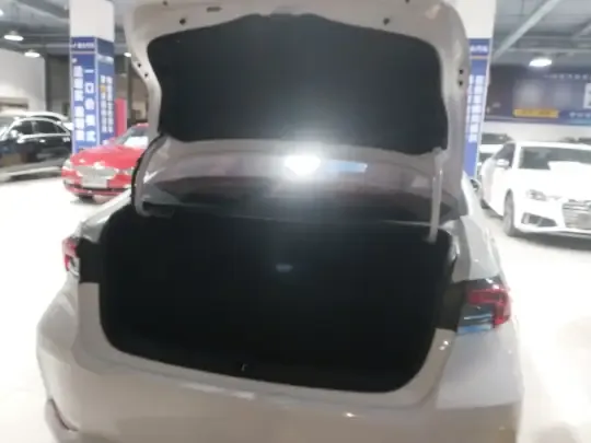 Toyota Corolla 2021 (64900 км)