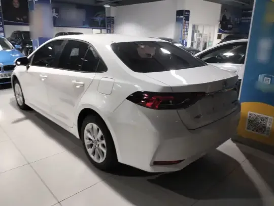 Toyota Corolla 2021 (64900 км)