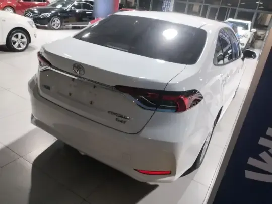 Toyota Corolla 2021 (64900 км)