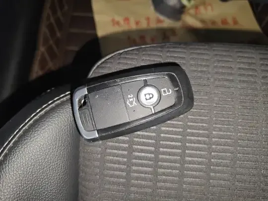 Ford Focus Active 2021 (44200 км)