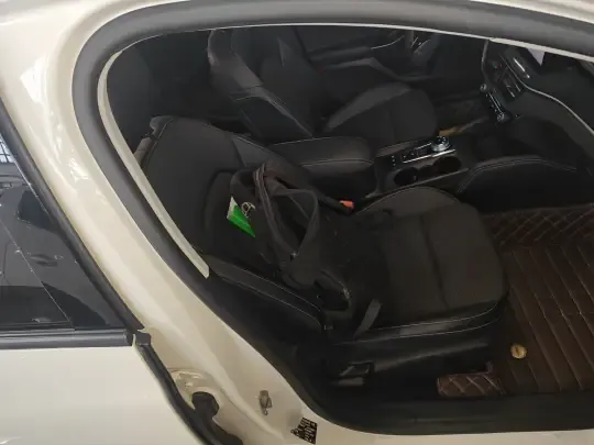 Ford Focus Active 2021 (44200 км)