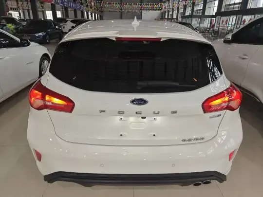 Ford Focus Active 2021 (44200 км)