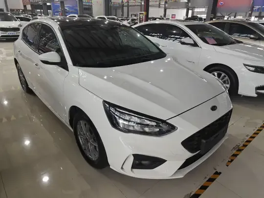 Ford Focus Active 2021 (44200 км)