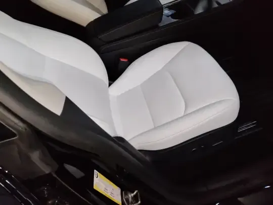 Tesla Model Y 2021 (111900 км)