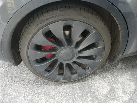 Tesla Model Y 2021 (144200 км)