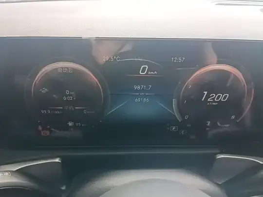 Mercedes-Benz GLB 2021 (69100 км)