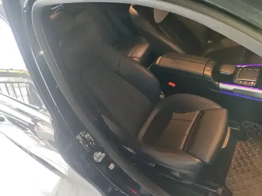 Mercedes-Benz GLB 2021 (67000 км)