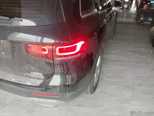 Mercedes-Benz GLB 2021 (67000 км)