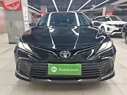 Toyota Camry 2021 (49100 км)