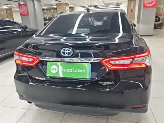 Toyota Camry 2021 (49100 км)