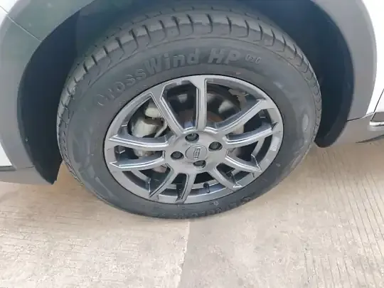 Geely Auto Vision X3 2021 (17800 км)